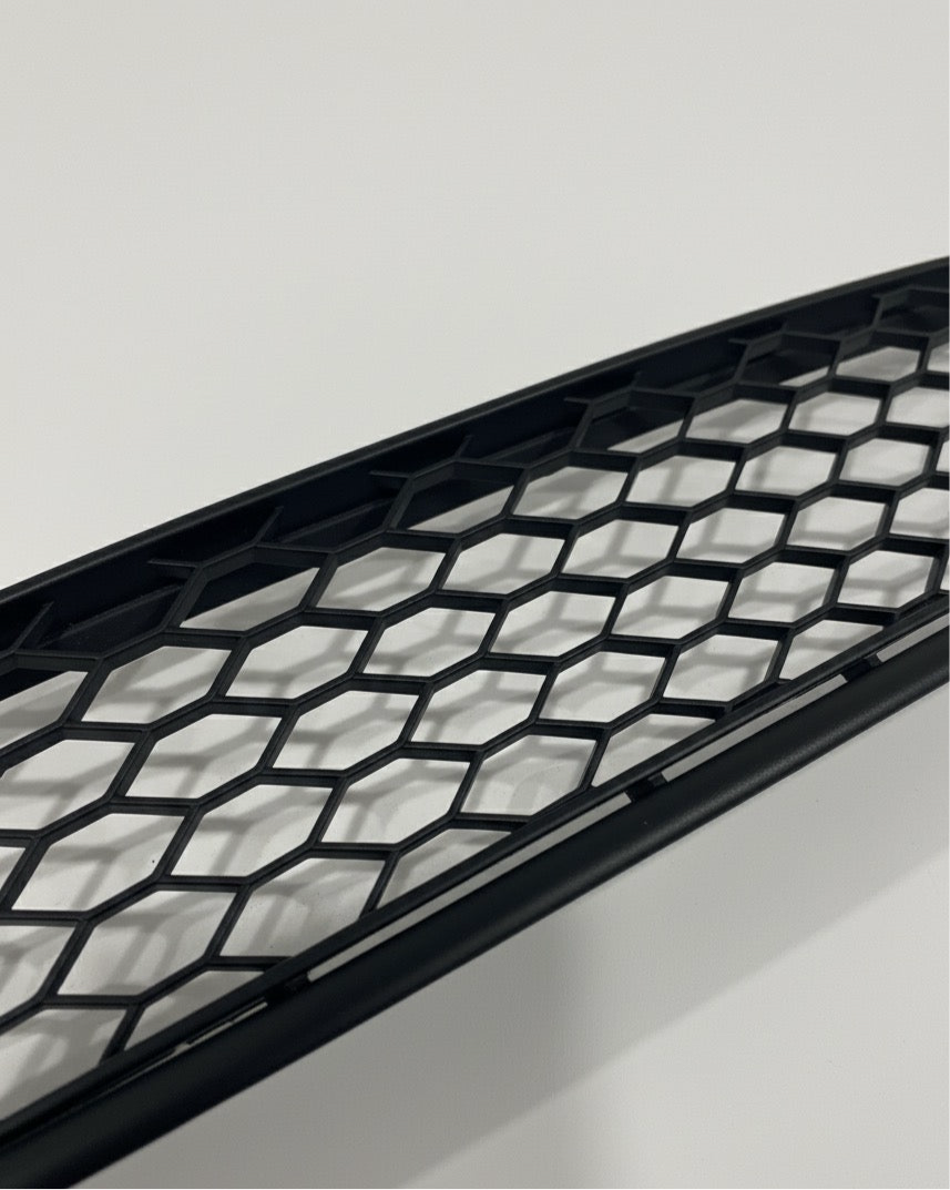 Rejilla Central Inferior Audi A4 B6 S-Line