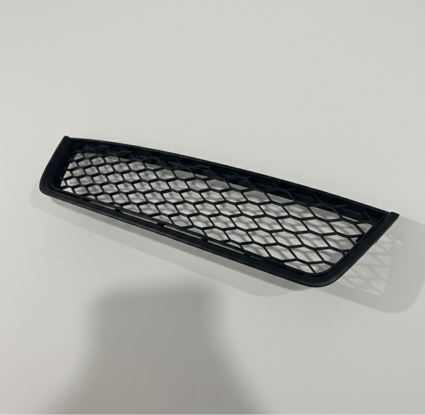 Rejilla Central Inferior Audi A4 B6 S-Line