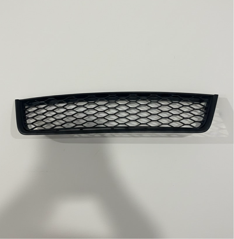 Rejilla Central Inferior Audi A4 B6 S-Line